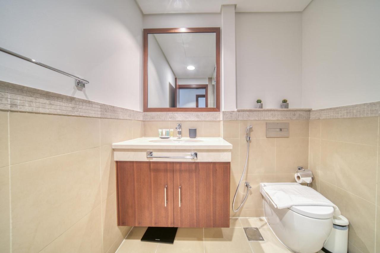 Apartment Burj Vista Tower 1 - View, Downtown - Mint *