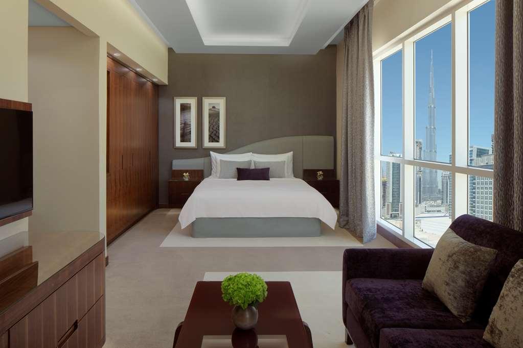 Radisson Blu Hotel. Waterfront *