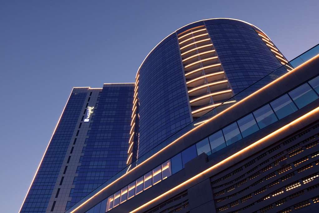 Hotel Radisson Blu Hotel. Waterfront