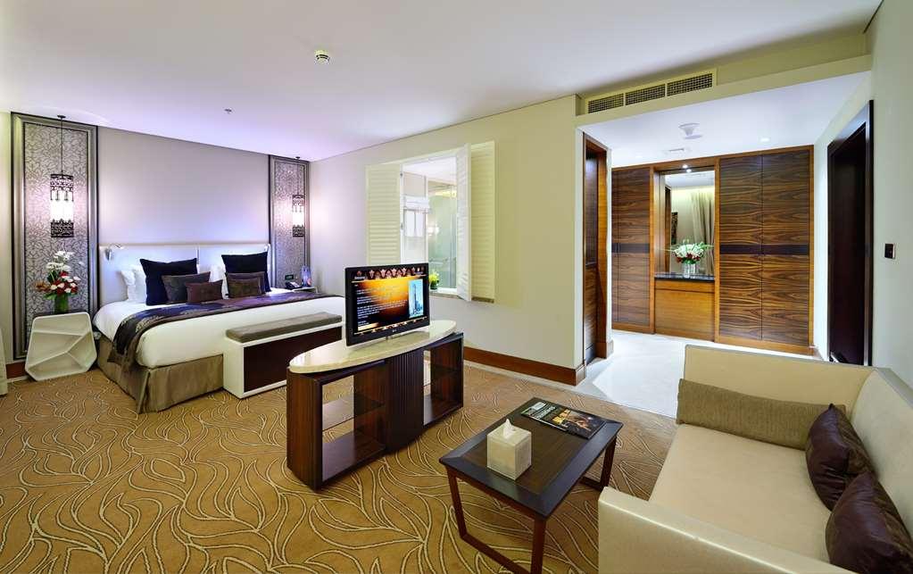 The Tower Plaza * Dubai