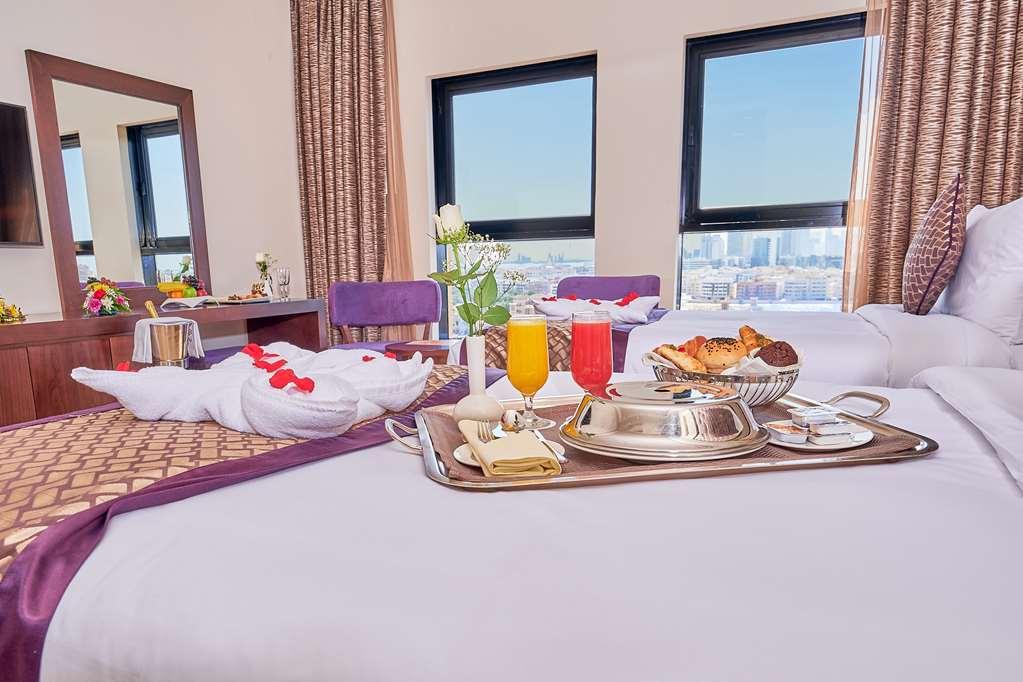 Carlton Creek Hotel Dubai