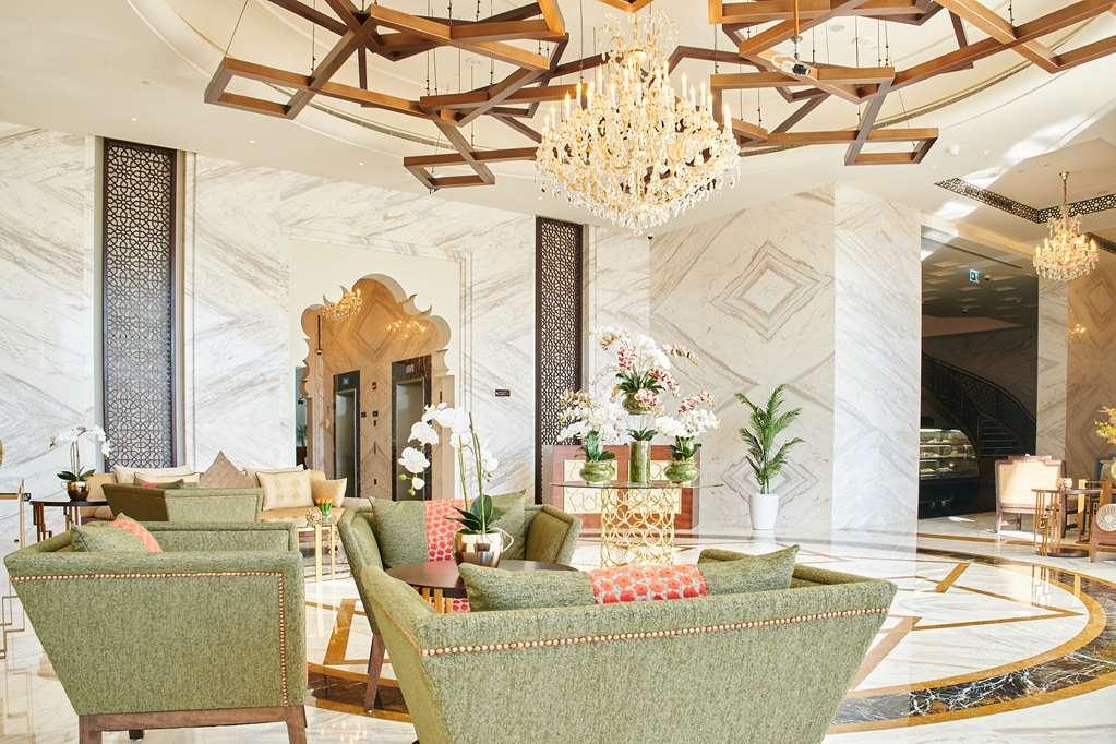Carlton Creek Hotel