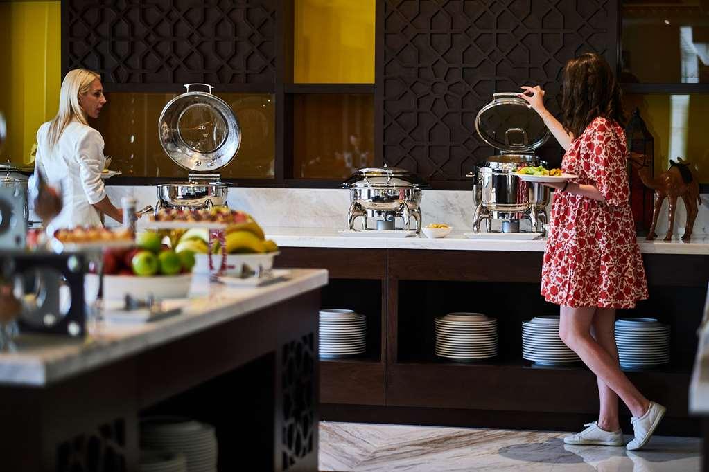 Carlton Creek Hotel