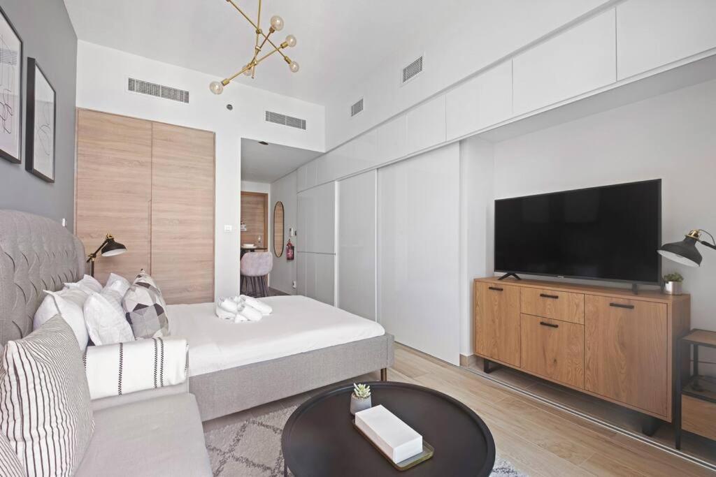 Stonetree - Studio One Tower Studio - Canal View * Dubai