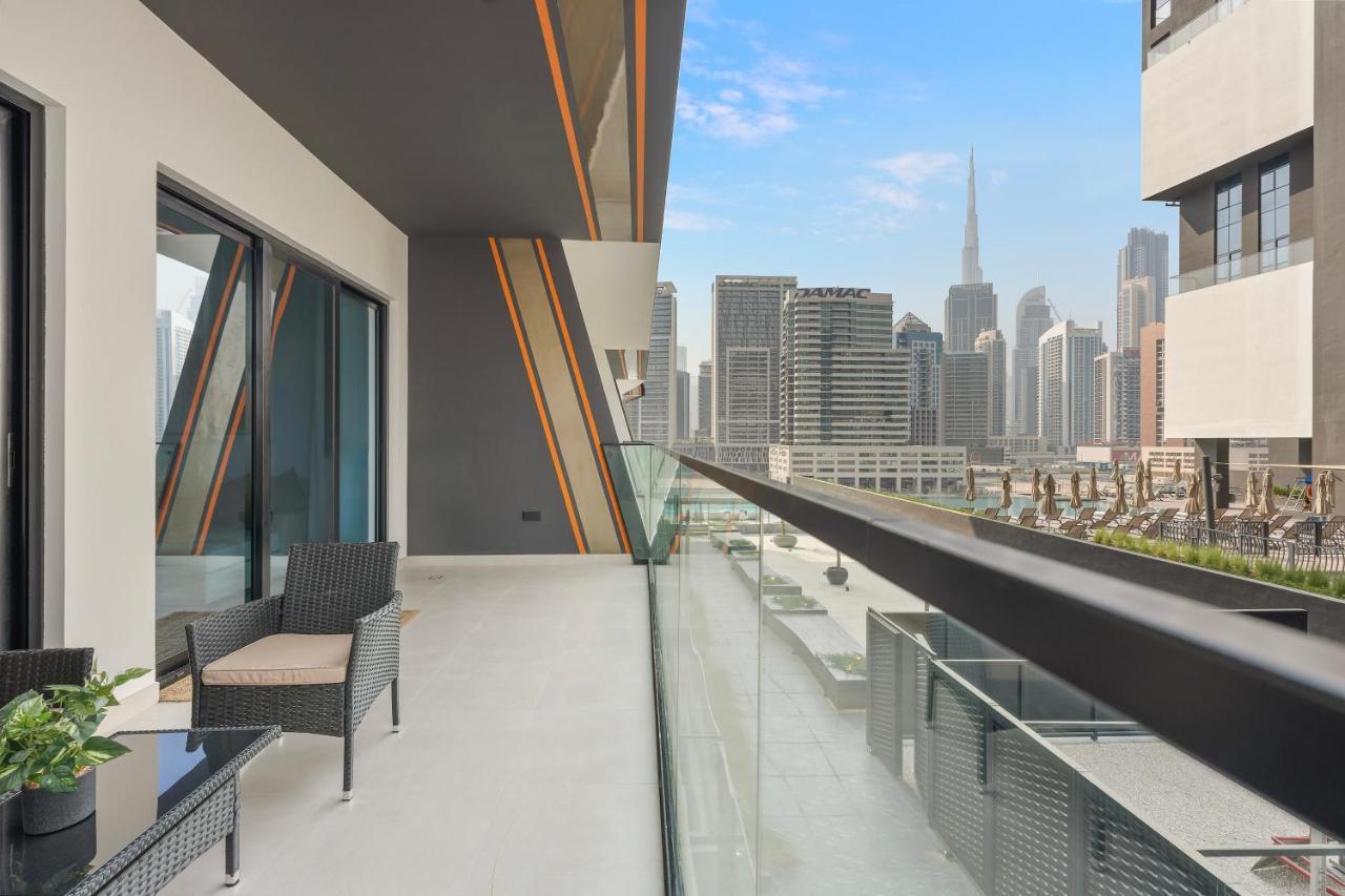 Welhome - Contemporary 1br In Binghatti Canal & Burj Views Apartment Dubai