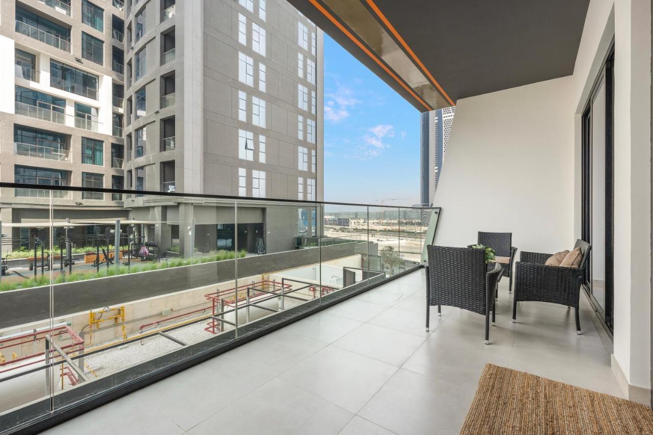 Welhome - Contemporary 1br In Binghatti Canal & Burj Views Apartment Dubai