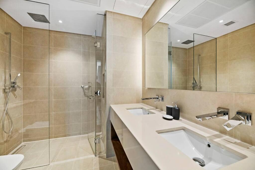 Stonetree - Modern Living In Marina Dubai