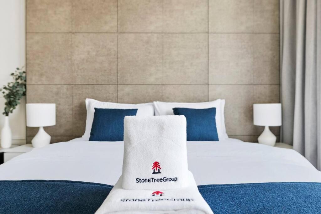Stonetree - Modern Living In Marina Apartment Dubai