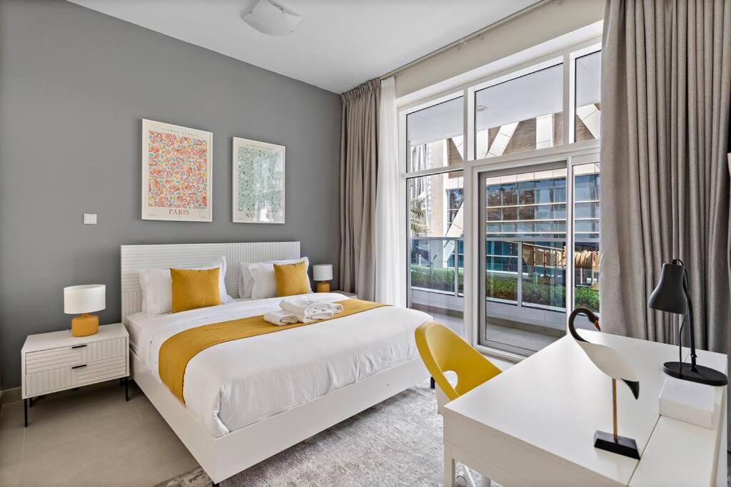 Stonetree - Furnished 2 Bedroom With Maids In Marina Apartment *
