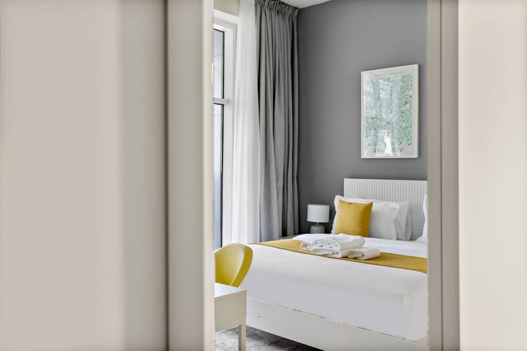 Stonetree - Furnished 2 Bedroom With Maids In Marina Apartment