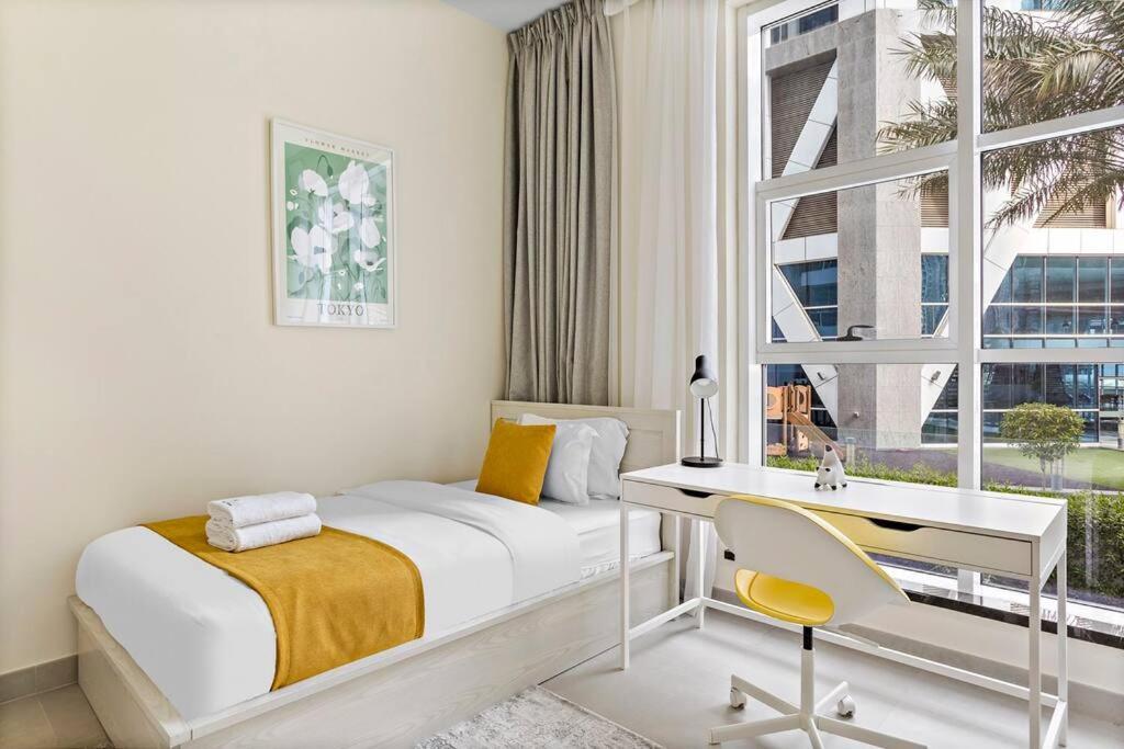 Stonetree - Furnished 2 Bedroom With Maids In Marina * Dubai