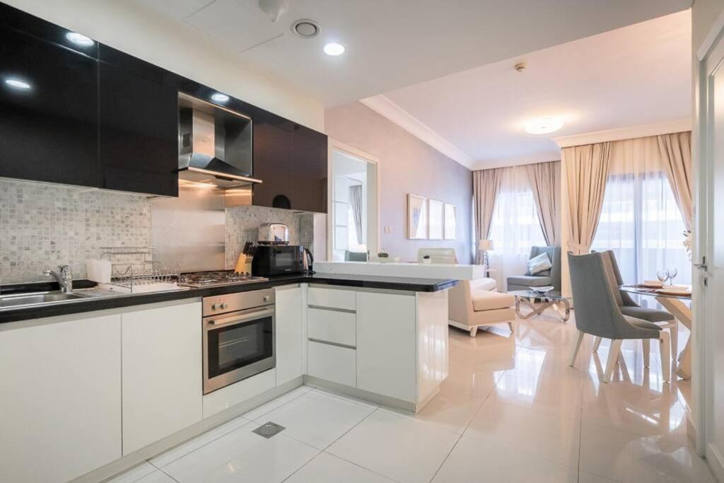 Stonetree - Furnished 1br In Prime Location Apartment Dubai