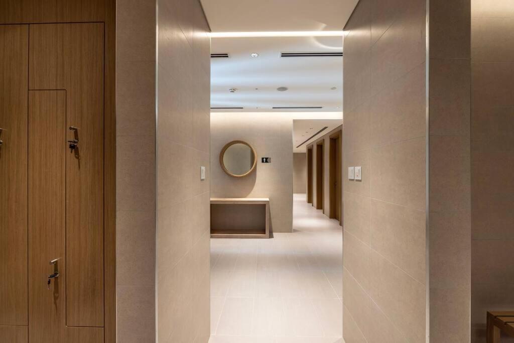 By Latinem Luxury 1br Holiday Opa2410 Near Burj Khalifa