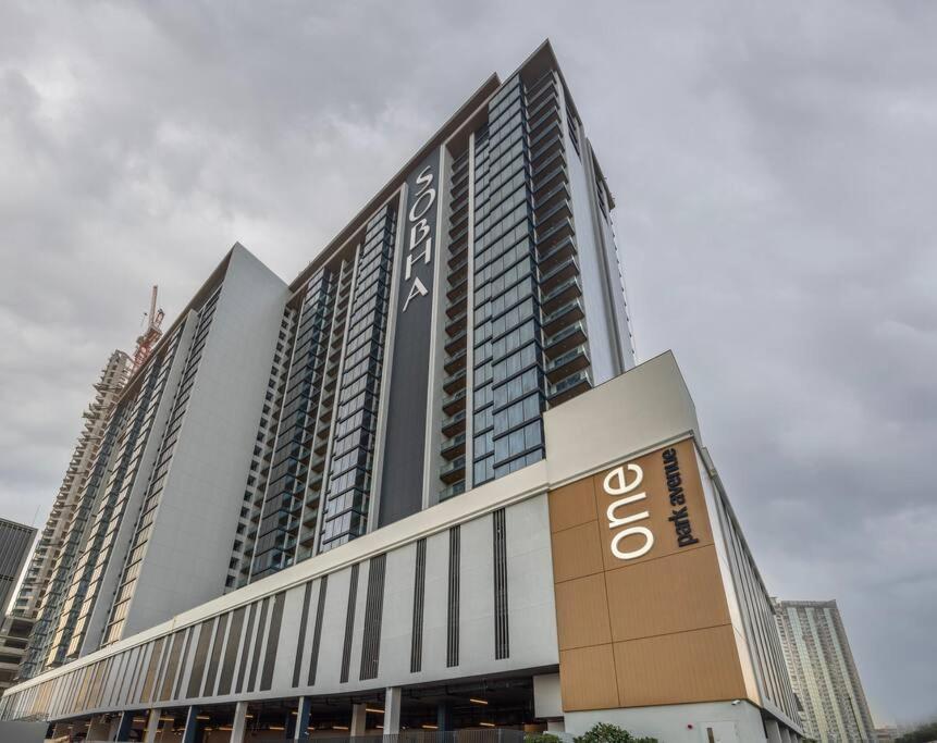 By Latinem Luxury 1br Holiday Opa2410 Near Burj Khalifa Apartment Dubai