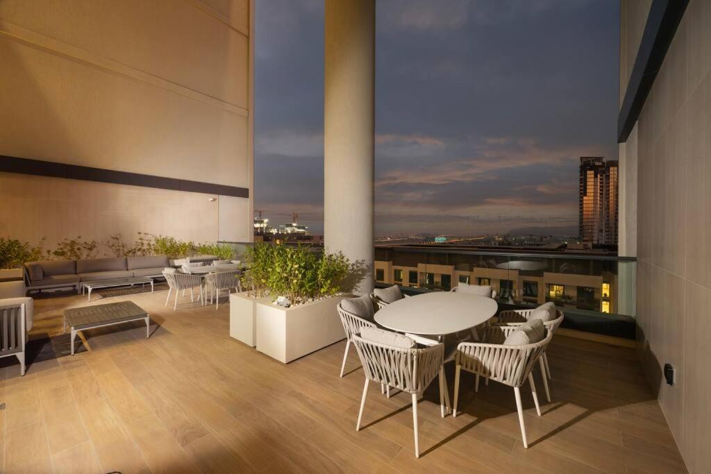 By Latinem Luxury 1br Holiday Opa2410 Near Burj Khalifa Apartment Dubai