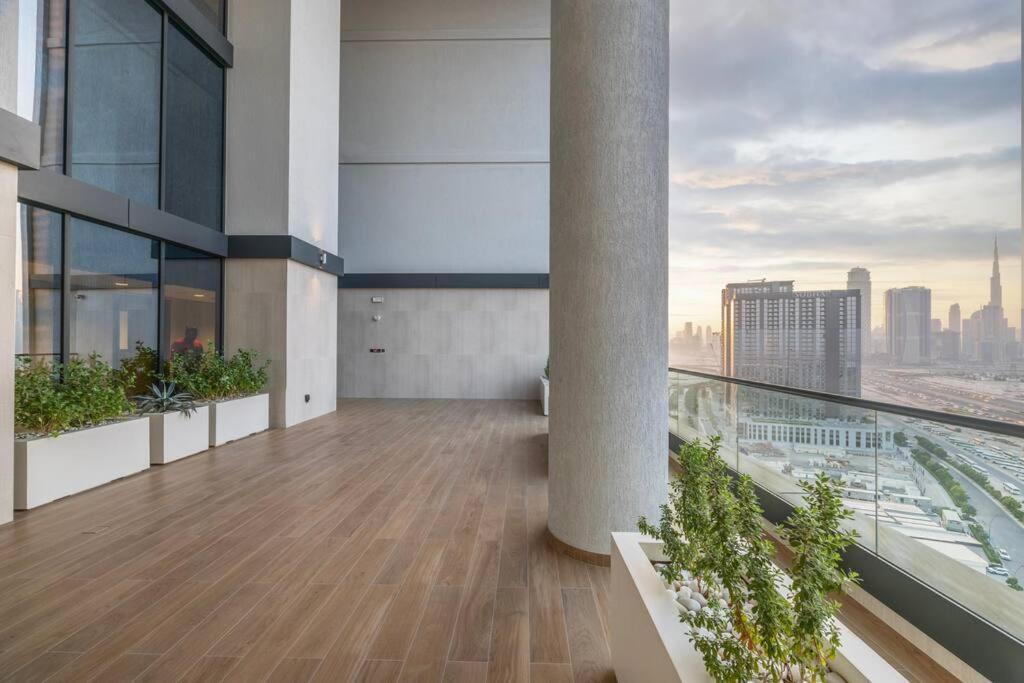 Apartment By Latinem Luxury 1br Holiday Opa2410 Near Burj Khalifa Dubai