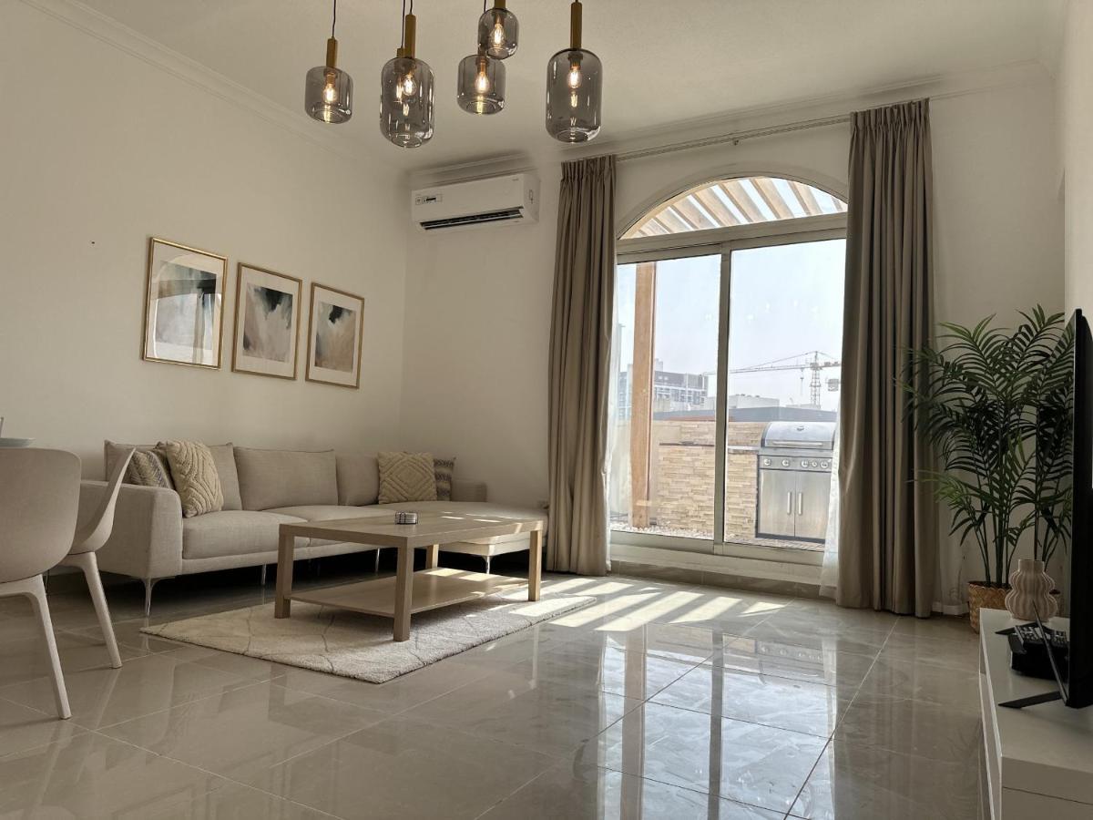 Plaza Residences - 2br - Allsopp&allsopp * Dubai