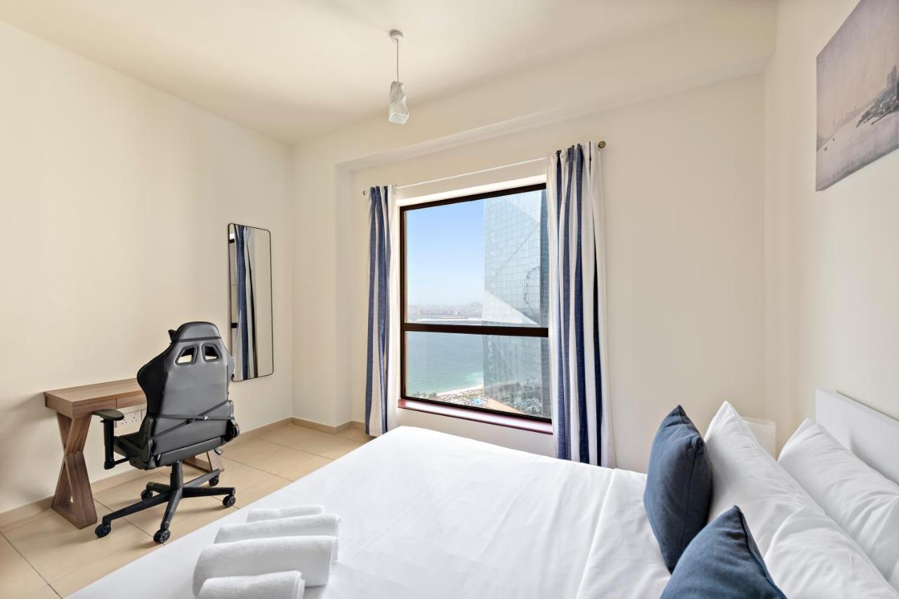 Fab 2br With A Sea View & Eye, Pool & Gym Apartment *