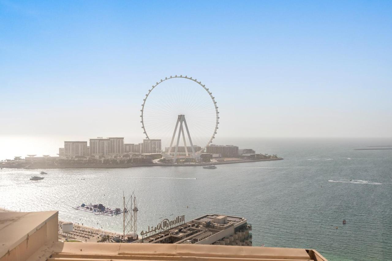 Fab 2br With A Sea View & Eye, Pool & Gym Apartment