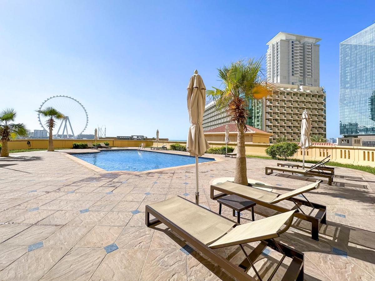 Fab 2br With A Sea View & Eye, Pool & Gym Apartment