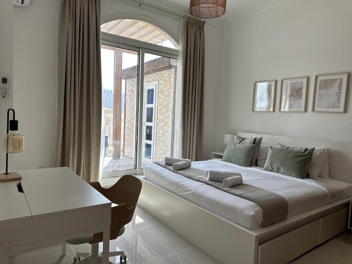 Plaza Residences - 2br - Allsopp&allsopp * Dubai