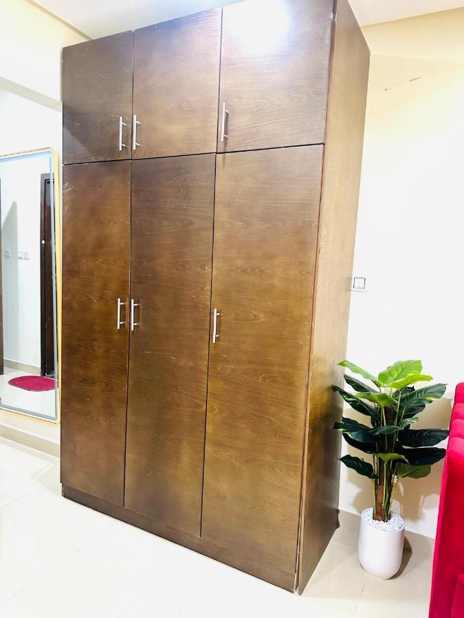 Luxurious Living In Jumeirah Village Circle, Apartment Dubai