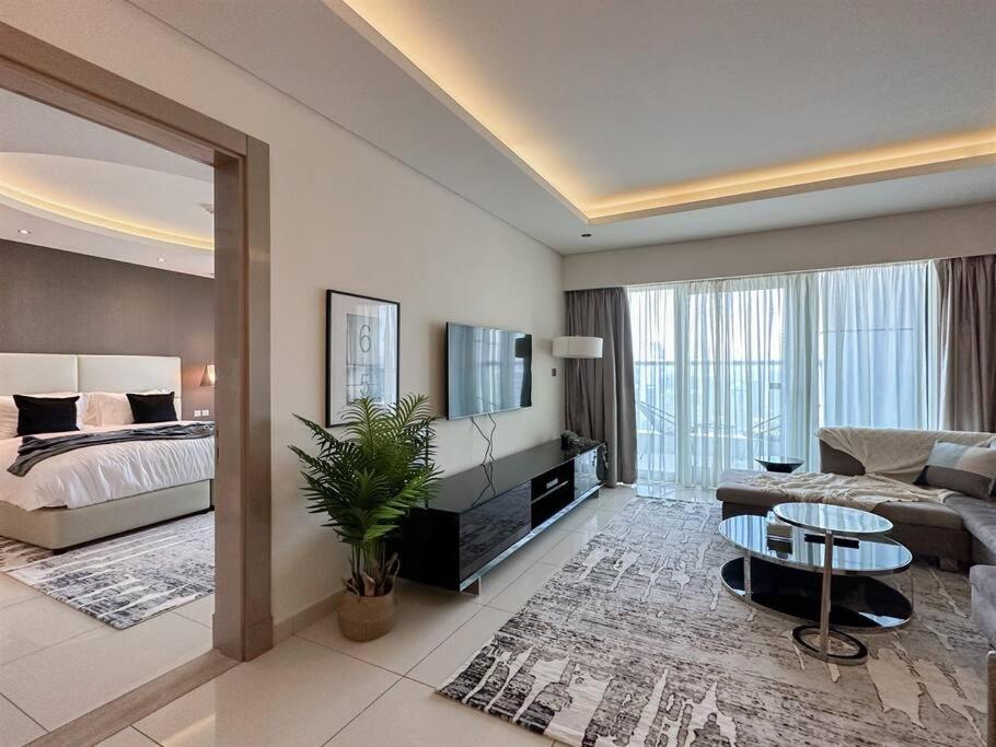 Apartment Trophy - Paramount Burj Khalifa View Dubai