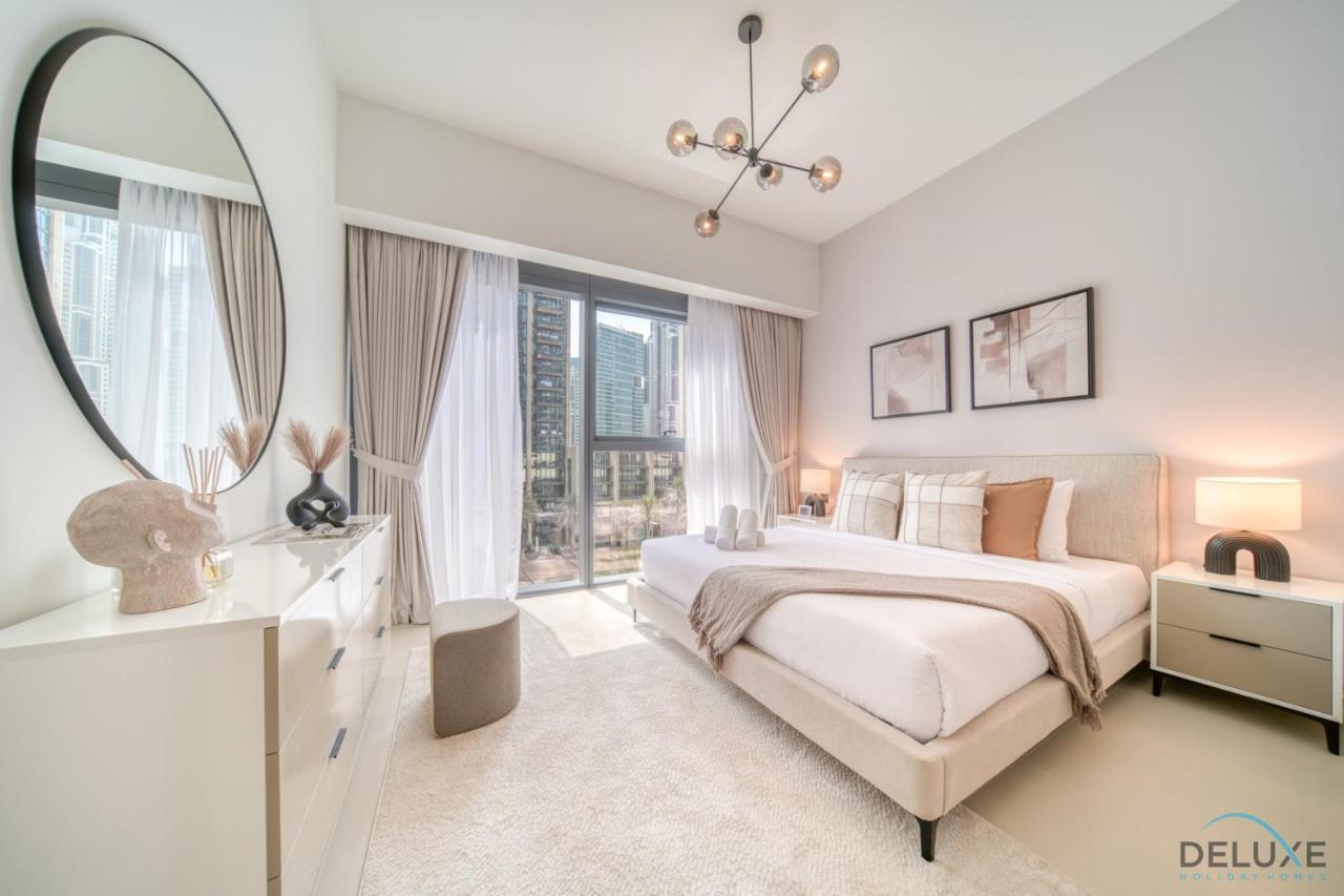 Apartment Sumptuous 1br At Act One Act Two Tower 1 Downtown By Deluxe Homes