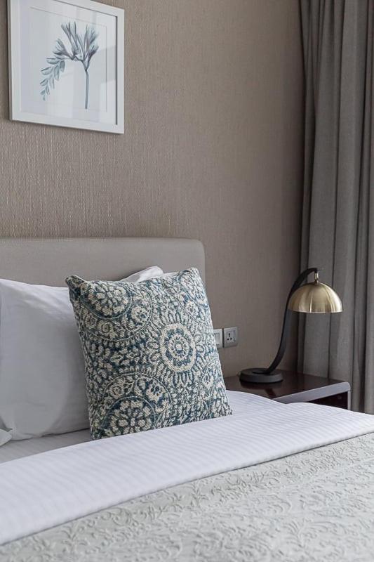 Frank Porter - Damac Maison Prive A Apartment Dubai