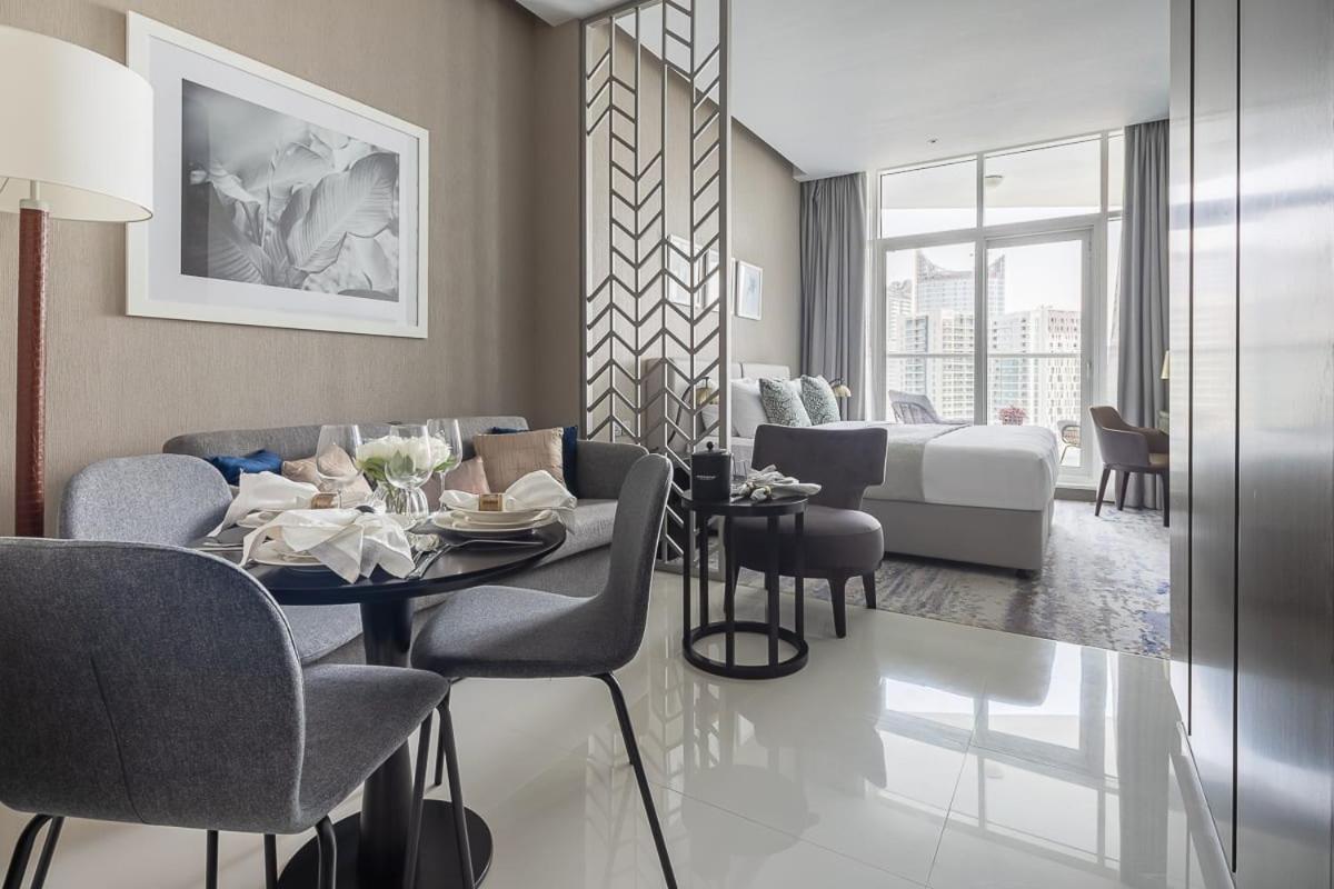 Frank Porter - Damac Maison Prive A * Dubai
