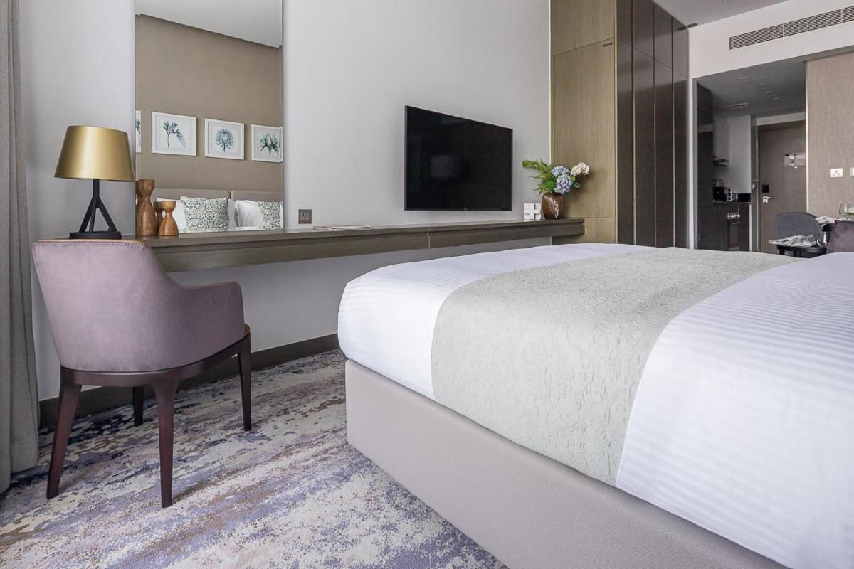 Frank Porter - Damac Maison Prive A Apartment