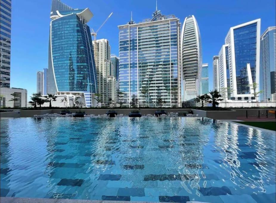 New 1br Close To Burj Khalifa Apartment *