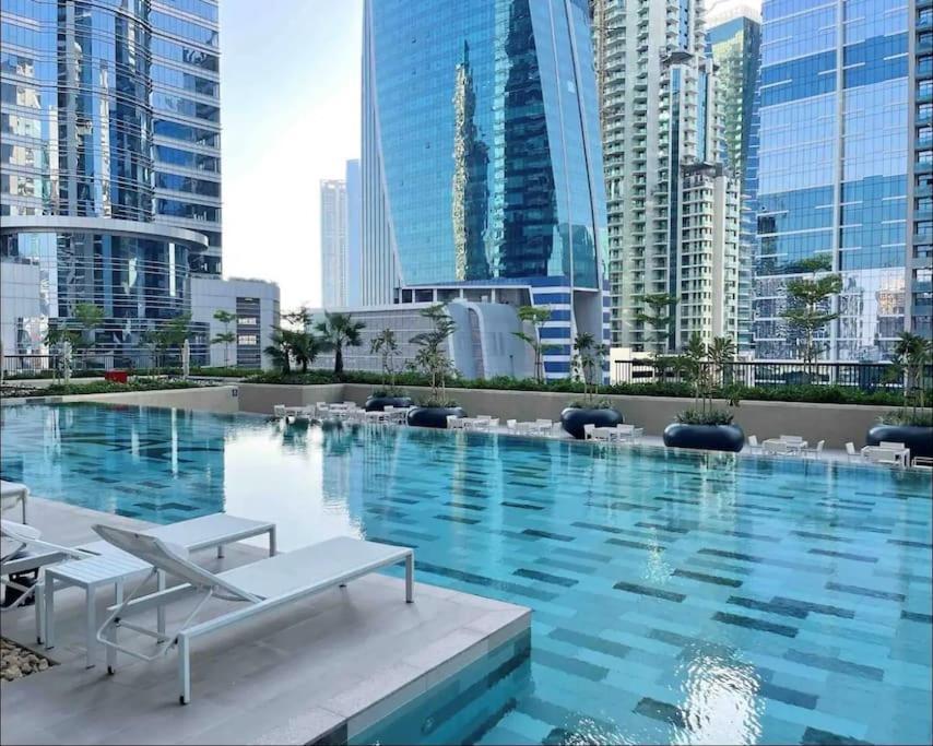 New 1br Close To Burj Khalifa Apartment *