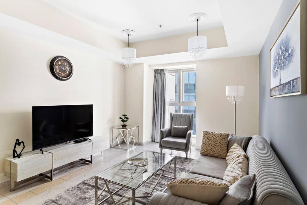 Stonetree - Sea View - High-floor Apartment Dubai