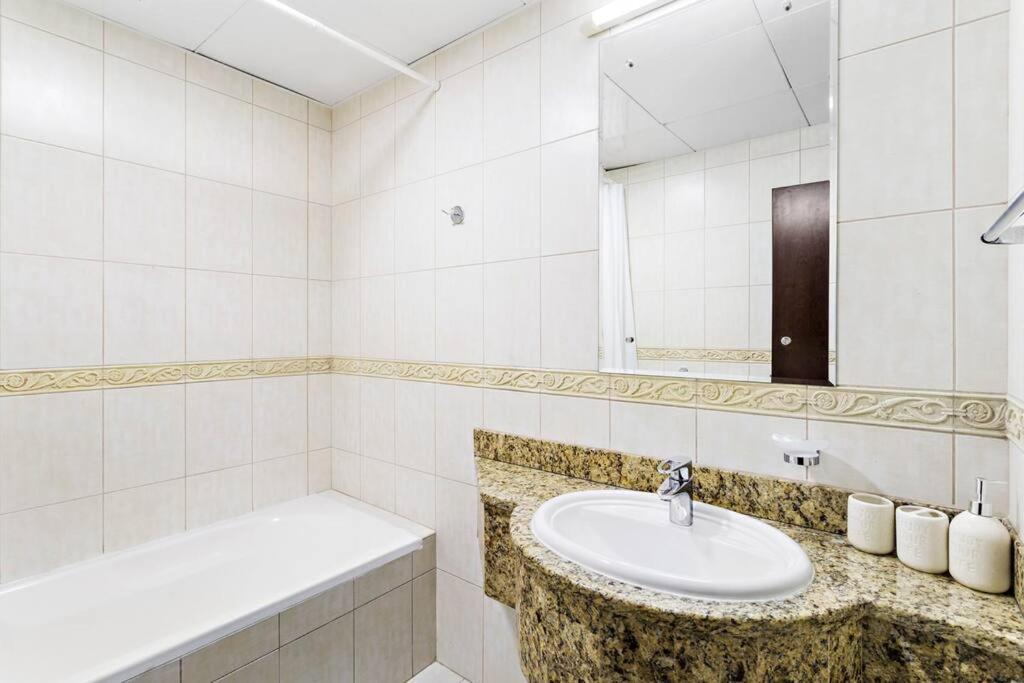 Stonetree - Sea View - High-floor Apartment