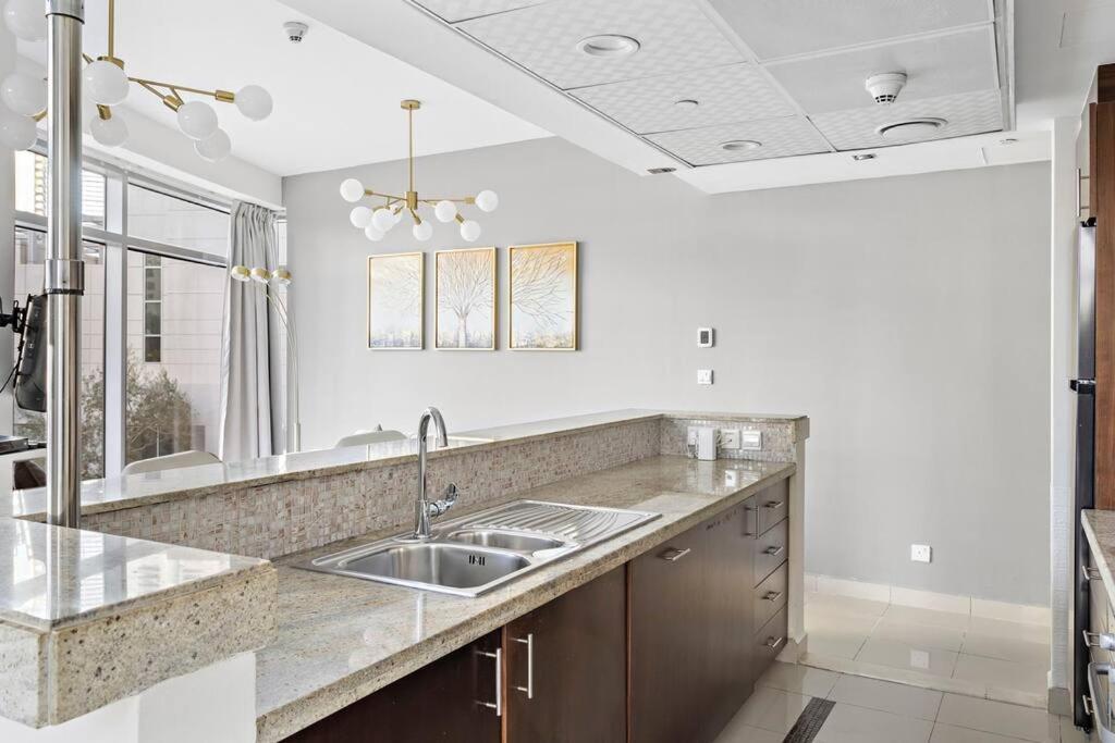 Apartment Stonetree - Modern Style 1 Bedroom Dubai