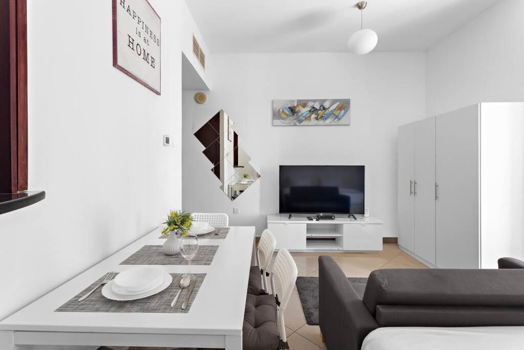 Stonetree - Elegant In Peaceful Community Apartment Dubai
