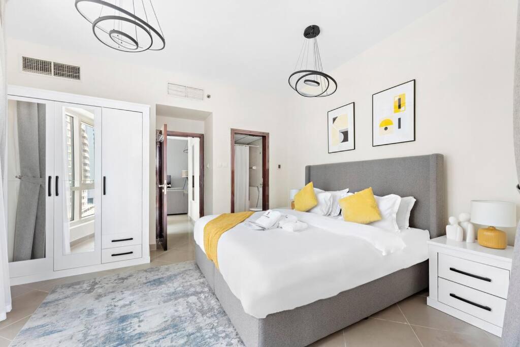 Stonetree - Furnished 1br With Modern Design