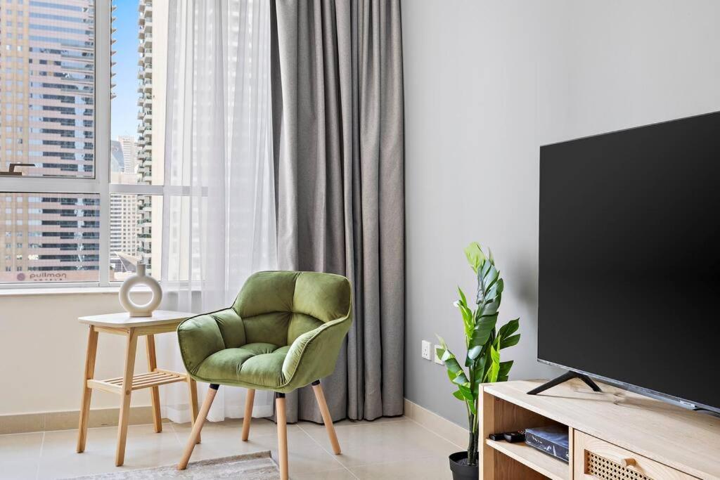 Stonetree - Sit Back, Relax And Your New View Awaits Apartment Dubai