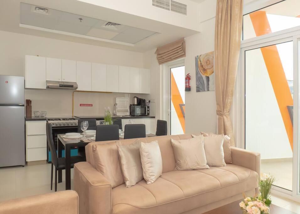 Stonetree - Furnished 2br In Binghatti Gateway Apartment