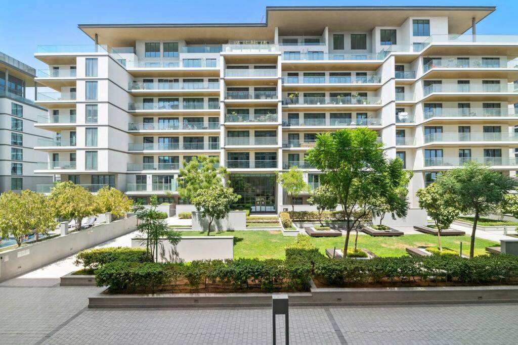 Apartment Stonetree - Cozy 1 Bedroom In Sobha Hartland Greens 1 *