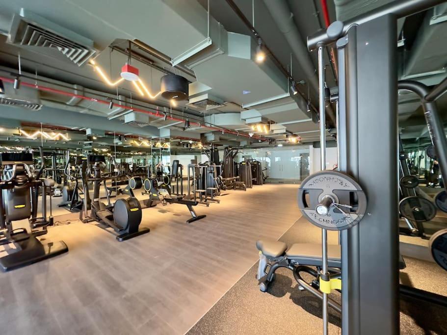 Apartment Dar Vacation - Contemporary Urban 2br Near Burj Khalifa *