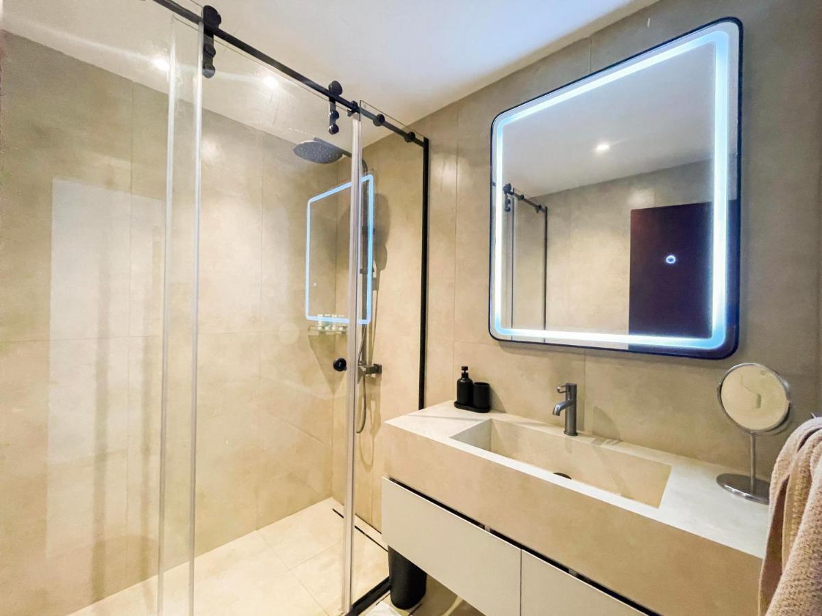Deluxe 1 Bedroom - Elite Marina - Sea View *