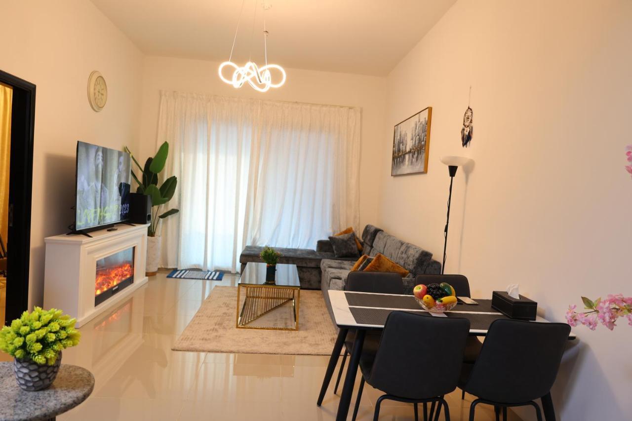 Apartment Stylish One Bedroom Dubai