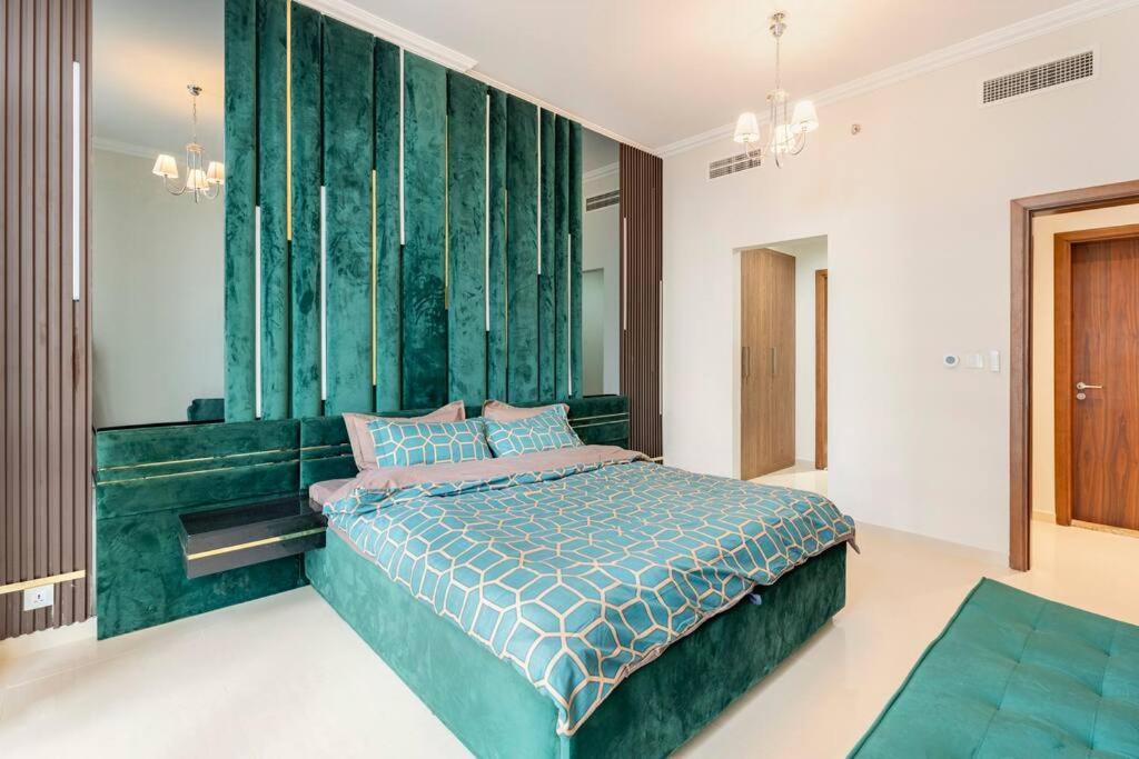 Luxury Downtown 3min From Dm * Dubai