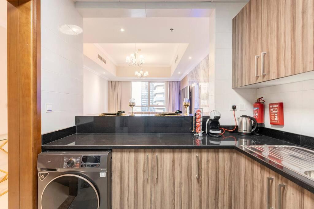 Luxury Downtown 3min From Dm Apartment *