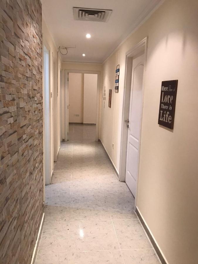 Couples Size Partition Near Financial Metro/difc Dubai