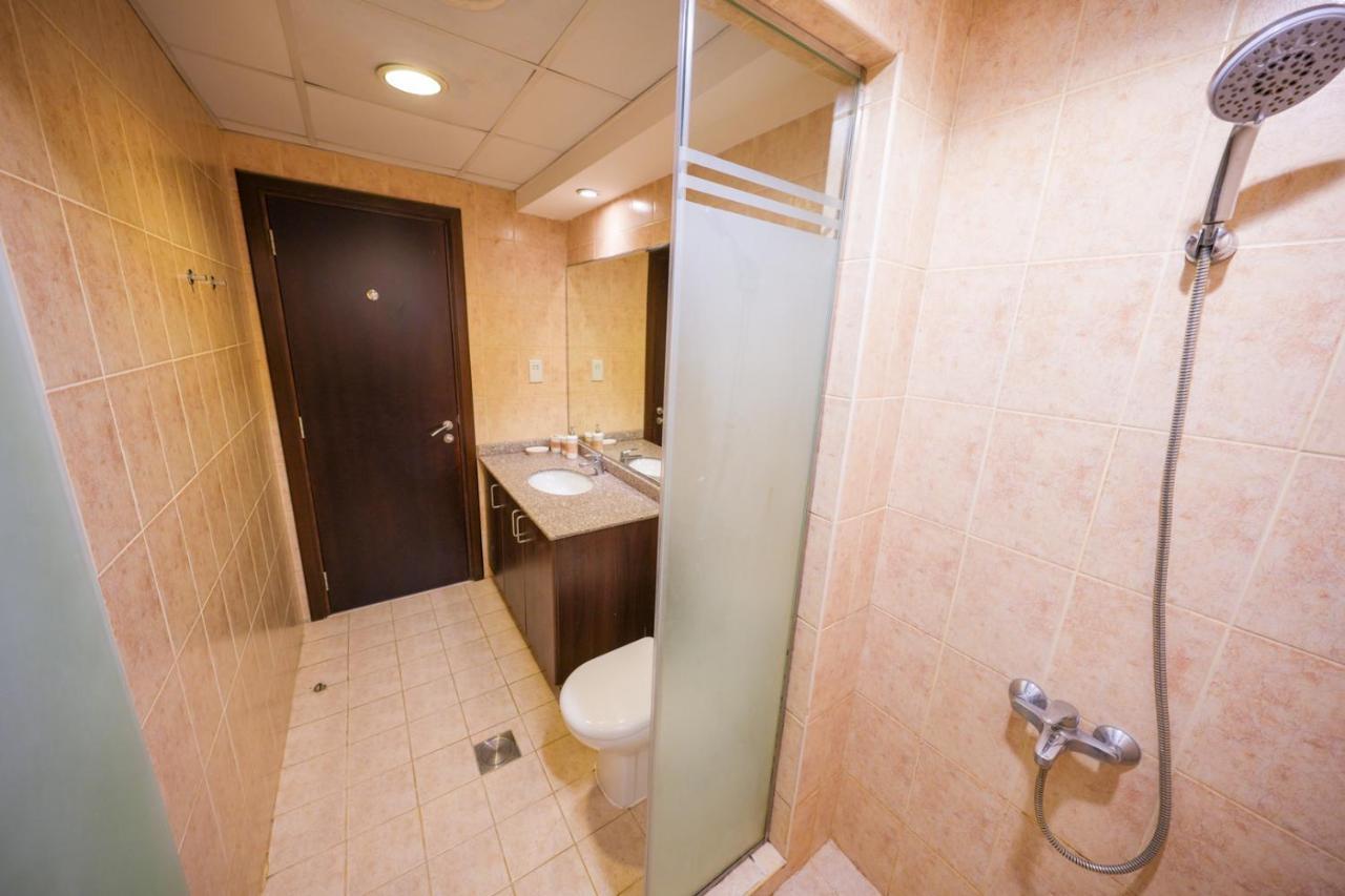 Experience Iconic Burj Khalifa Views From Apartment Dubai
