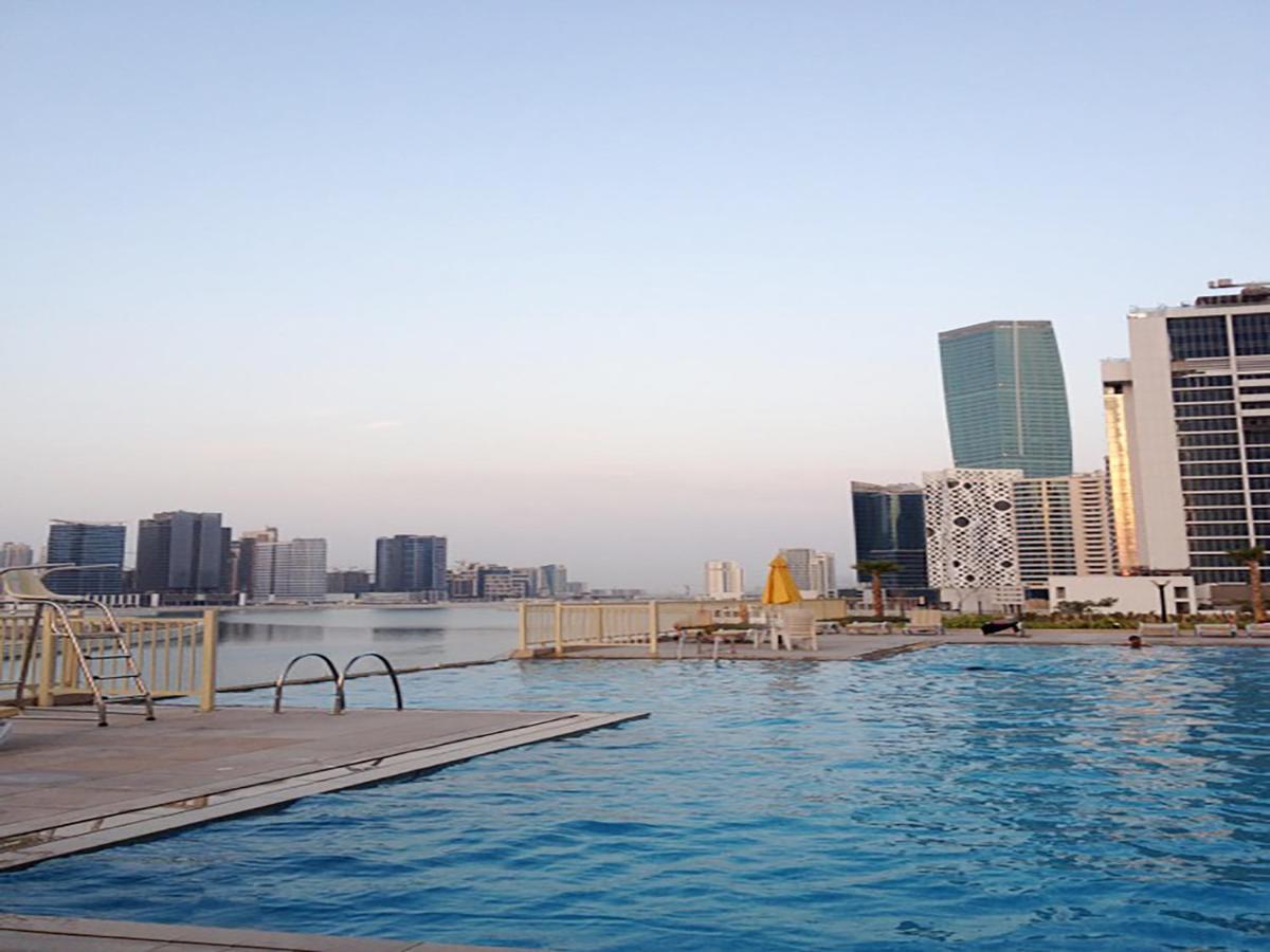 Experience Iconic Burj Khalifa Views From Dubai