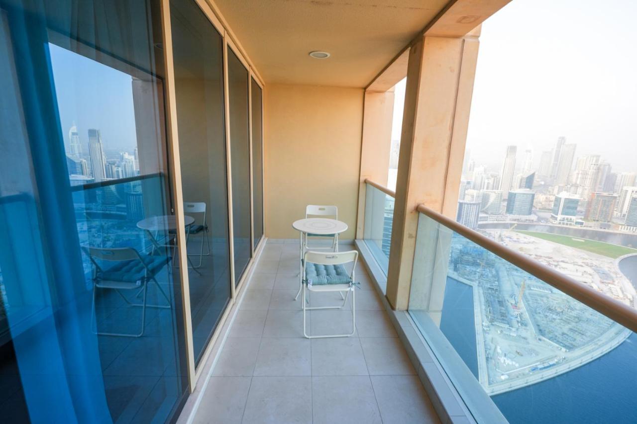Apartment Experience Iconic Burj Khalifa Views From Dubai